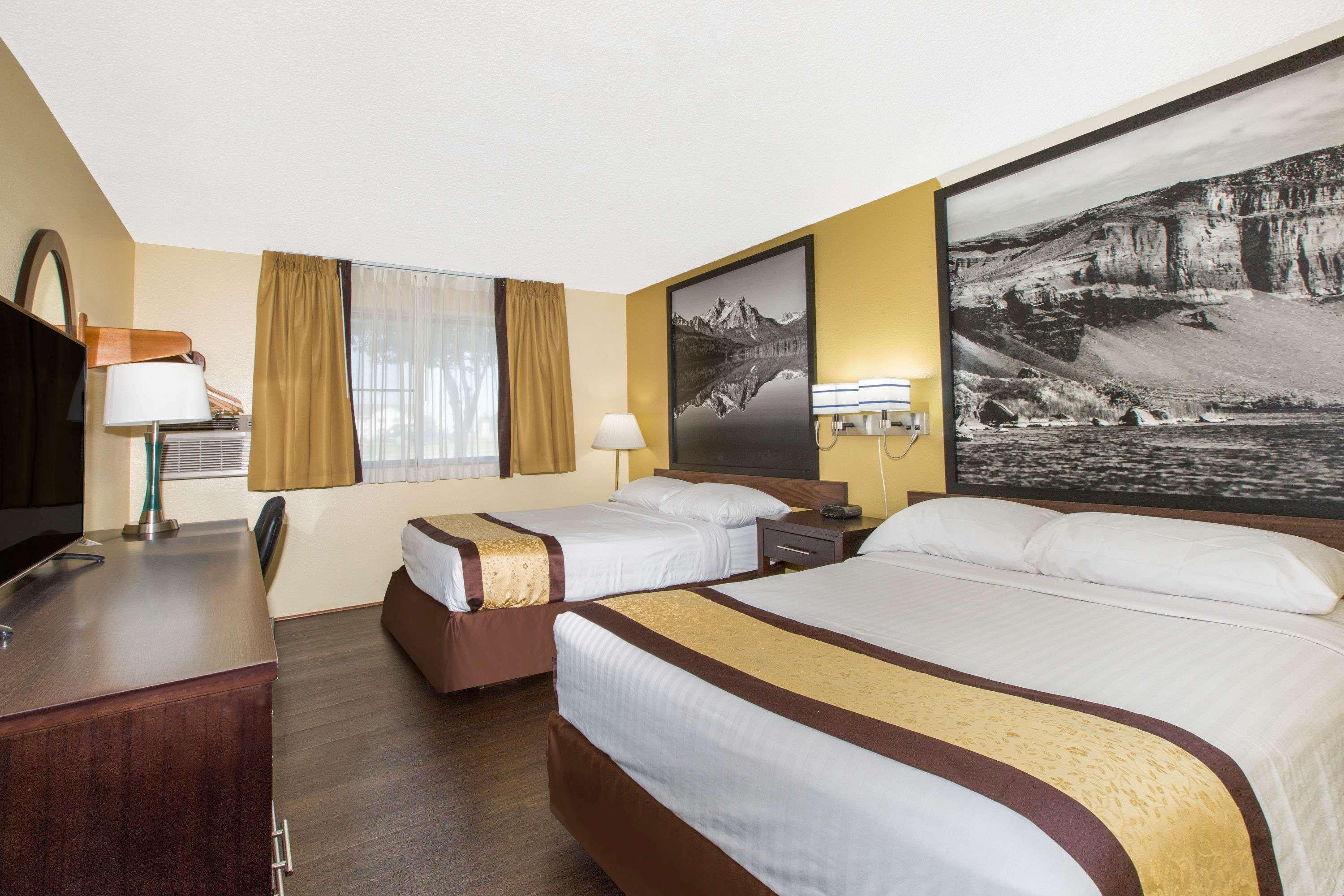 ซูเปอร์ 8 บาย วินด์แฮม นัมปา Hotel แนมปา ภายนอก รูปภาพ