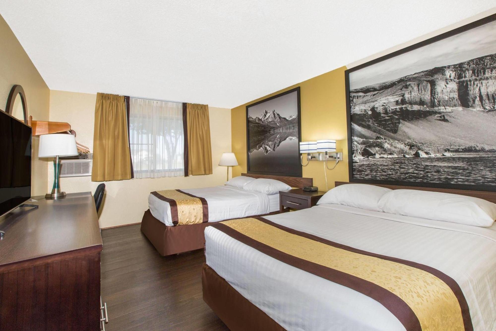 ซูเปอร์ 8 บาย วินด์แฮม นัมปา Hotel แนมปา ภายนอก รูปภาพ